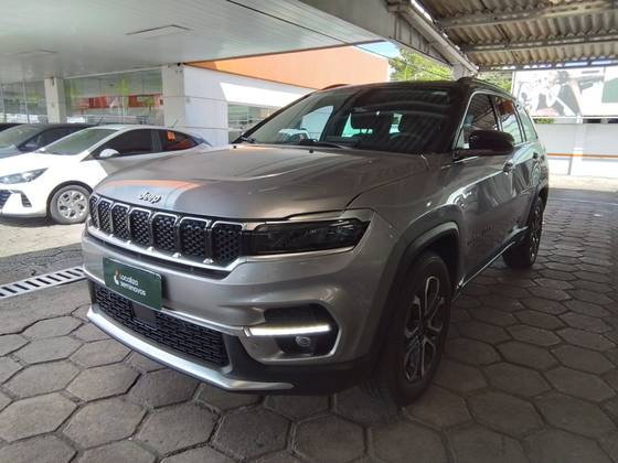 JEEP COMMANDER 1.3 T270 TURBO FLEX LIMITED AT6 JEEP COMMANDER 1.3 T270 TURBO FLEX LIMITED AT6